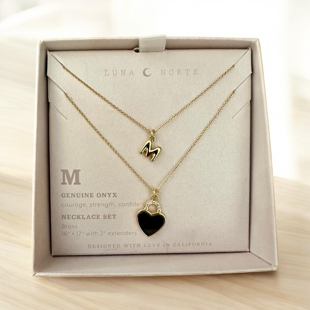 Luna Norte Elegant Gold M Initial And Black Onyx Heart Necklace Set New 18$